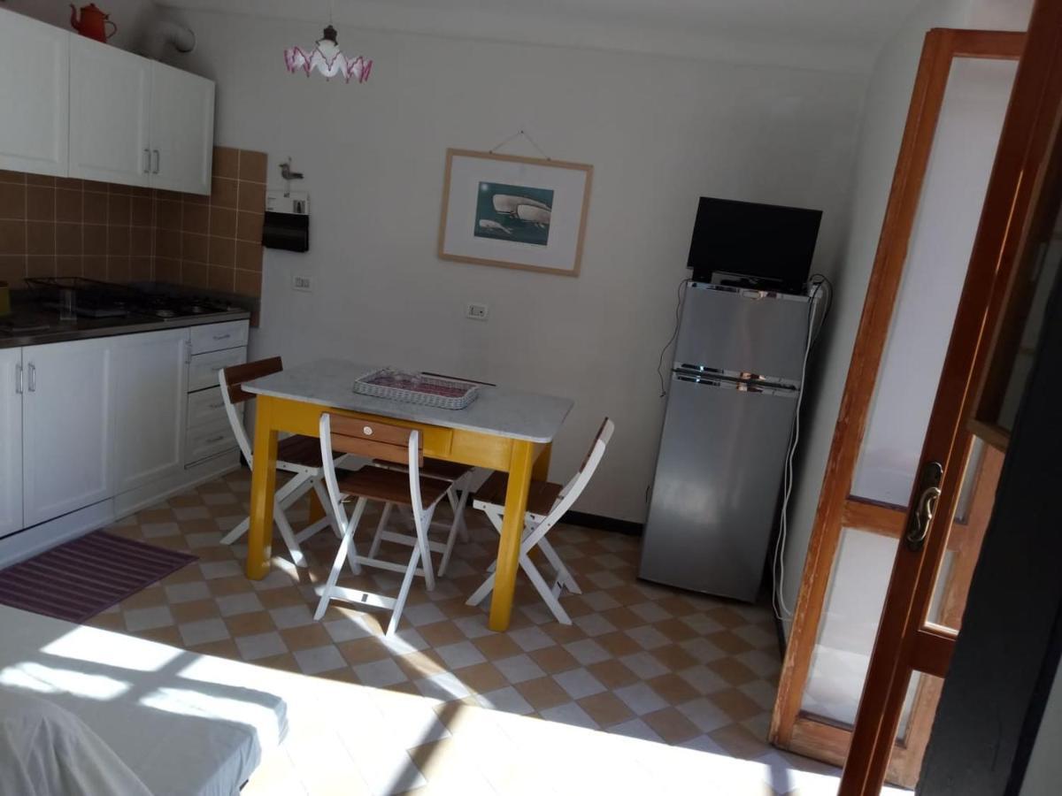 Appartamento In Dimora Tipica Montale  Exterior photo