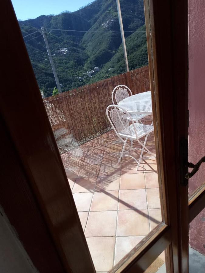 Appartamento In Dimora Tipica Montale  Exterior photo